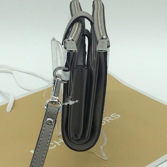 MICHAEL KORS LG DOUBLE ZIP wristlet BRT WHITE - Picture 11 of 16